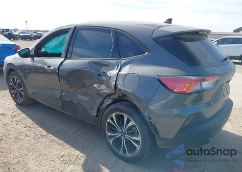 2022 Ford Escape Se z USA, uszkodzony, nr VIN 1FMCU0G62NUB99494